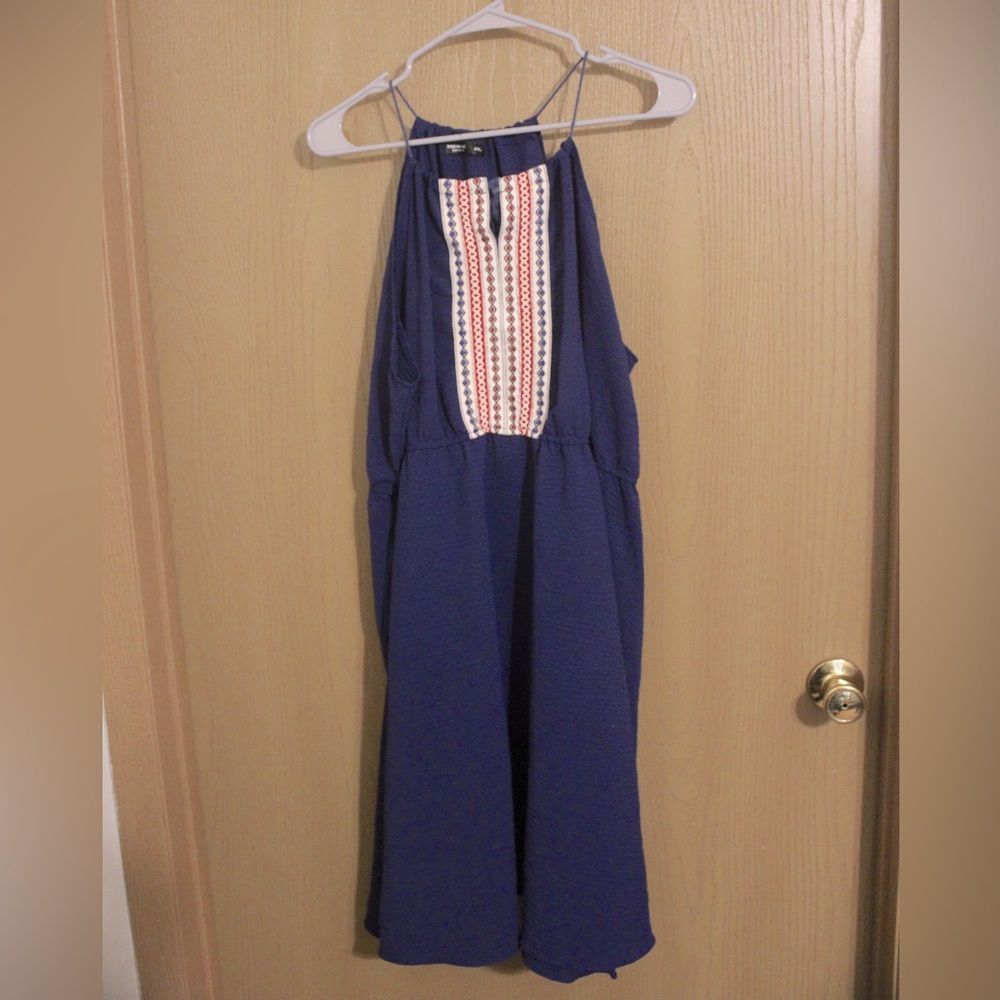 SHEIN Keyhole Neckline Dress